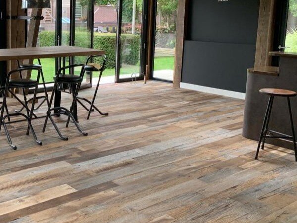 eiken barnwood vloer - Houten parket op maat - Robuust Maatwerk uit Limburg Nederland