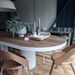 Gerookt eiken tafelblad - Afgerond stalen frame met ronde poten - Robuust Maatwerk uit Limburg Nederland