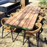Groene tuintafel met afgerond design - camaru hout - Olijfgroende tuintafel - Robuust Maatwerk uit Limburg Nederland