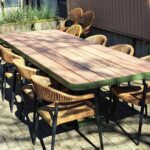 Groene tuintafel met afgerond design - camaru hout - Olijfgroende tuintafel - Robuust Maatwerk uit Limburg Nederland