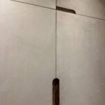 Maatwerk keuken van massief eiken barnwood met kookeiland - Mortex - Stenen aanrecht - Robuust Maatwerk uit Limburg Nederland