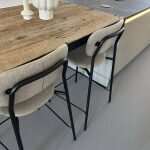 Maatwerk tafel aan keukeneiland - Eettafel van barnwood en staal - Robuust Maatwerk uit Limburg Nederland