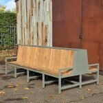 Terrasbank met plankenbak - IPE en staal - Maatwerk terrasmeubels uit Limburg