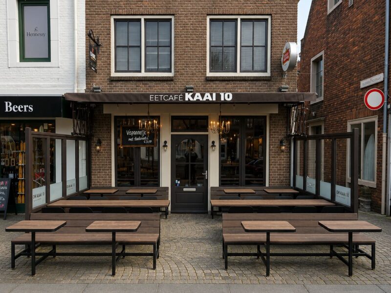 Terrasbanken voor Kaai10 in Sluis - Thermo essen en staal - Kussens op maat - Robuust Maatwerk uit Limburg Nederland