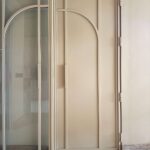 Stalen draaideur met figuurglas - Design deur door Robuust Maatwerk uit Limburg Nederland