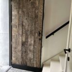 Voordeur bekleed met eiken barnwood Ottawa grijs - Robuust Maatwerk uit Limburg Nederland