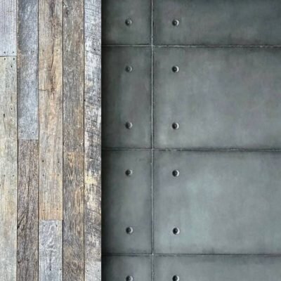 Betonnen wandpanelen van FLOAT in combinatie met eiken barnwood Ottawa - Robuust Maatwerk uit Limburg Nederland